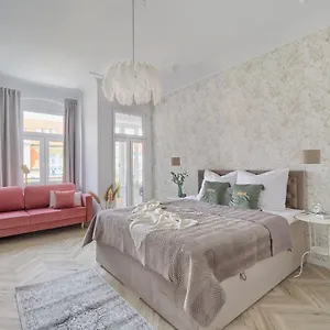 Royal Point Apartament
